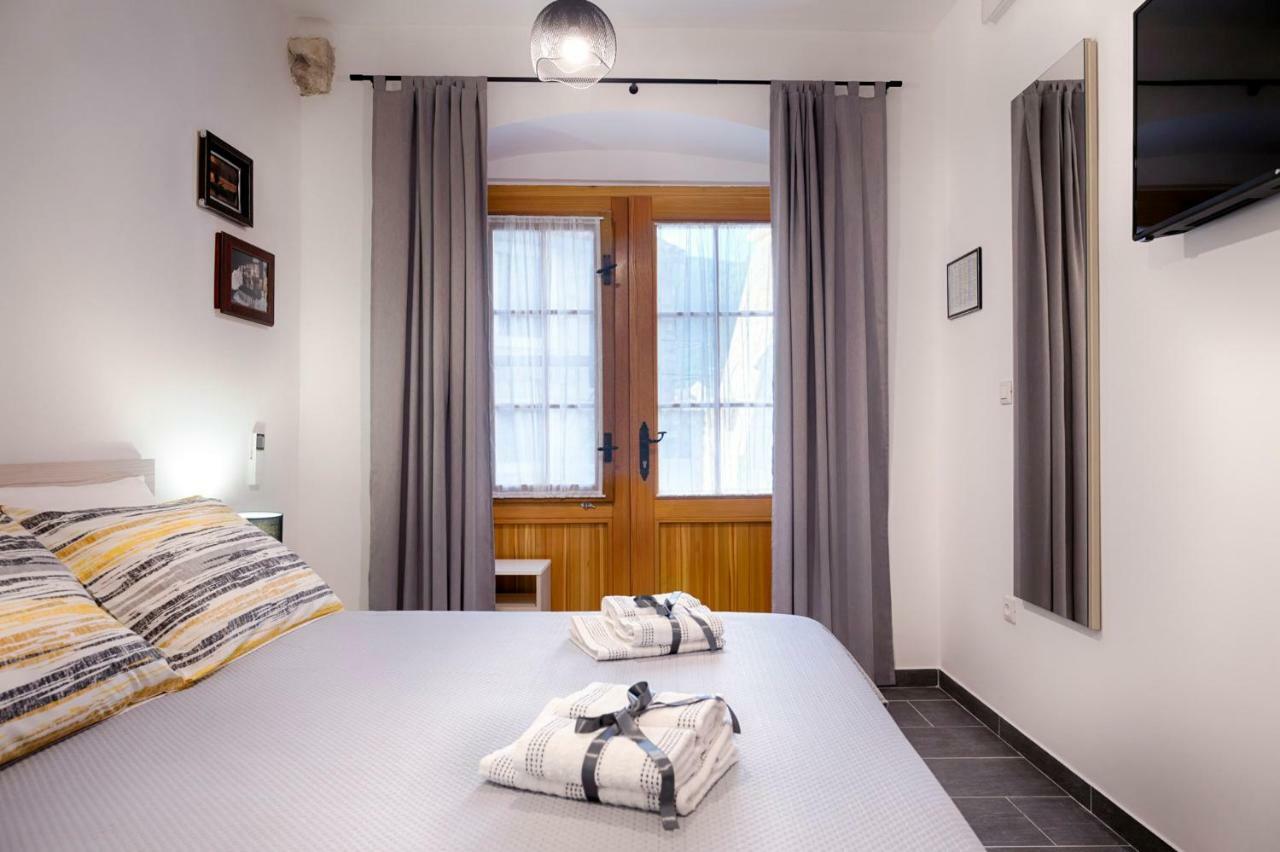 En Suite Room Demaria Комижа Екстер'єр фото